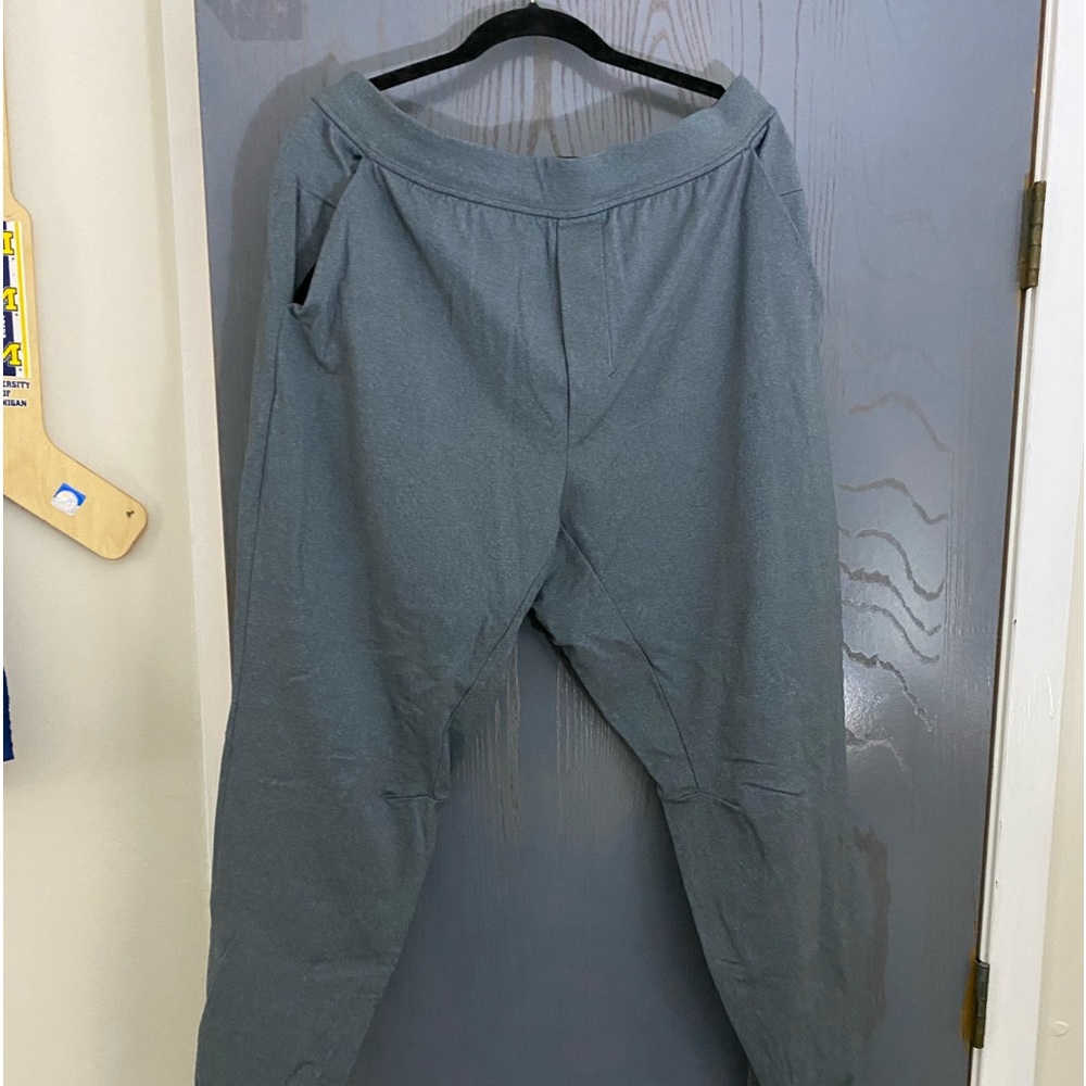 XL Lulu lemon jogger